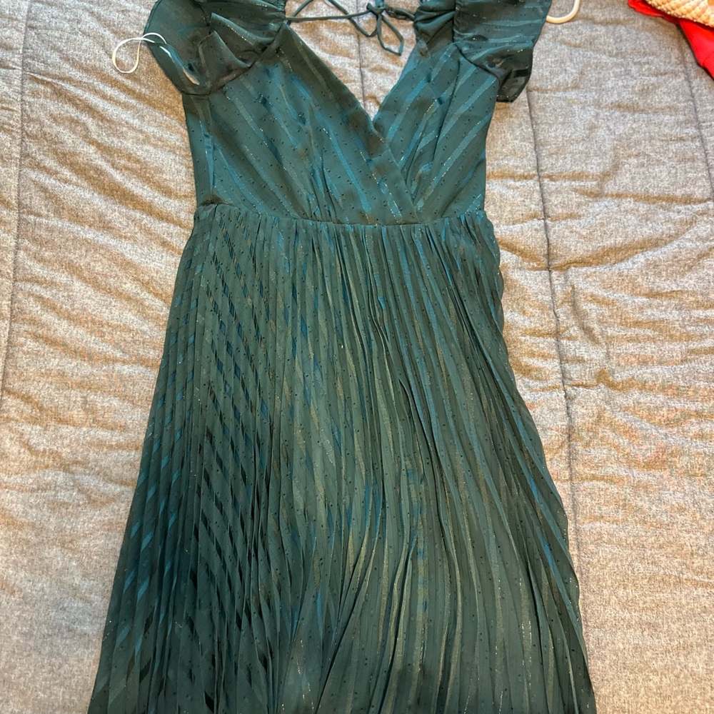 Lulus Standout Emerald Dress